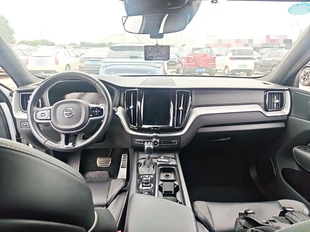 Volvo XC60 — миниатюра 10