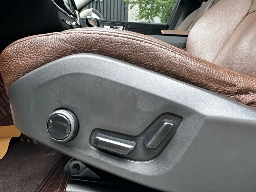 Volvo XC60 — миниатюра 6