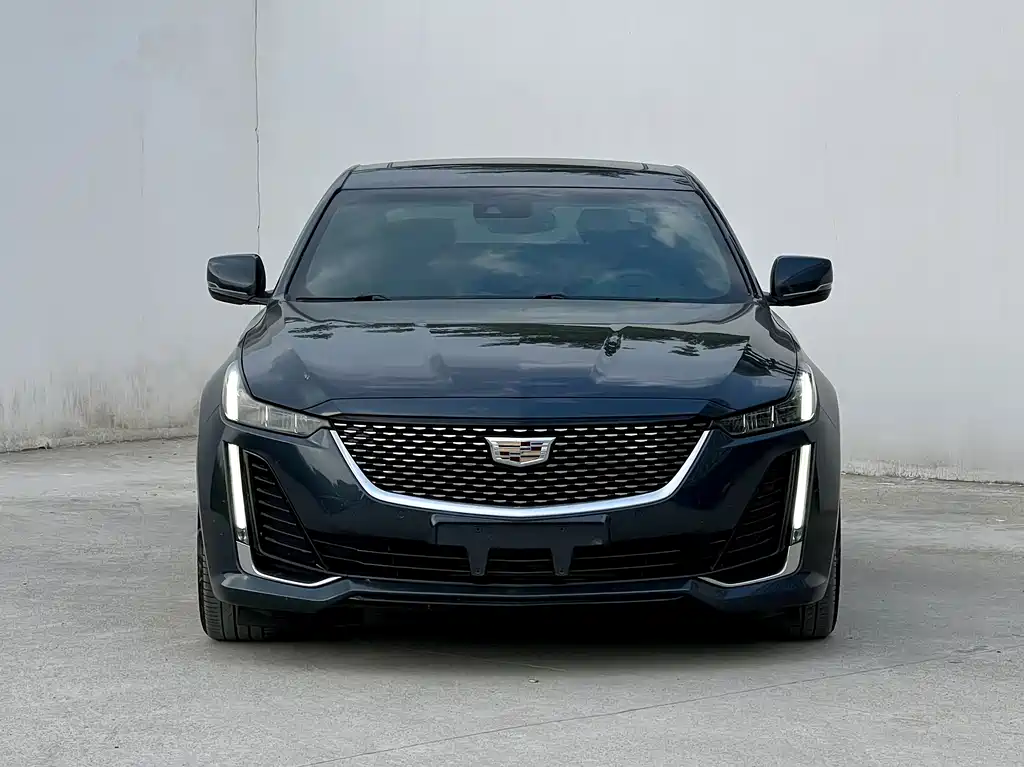 Cadillac CT5 — миниатюра 2
