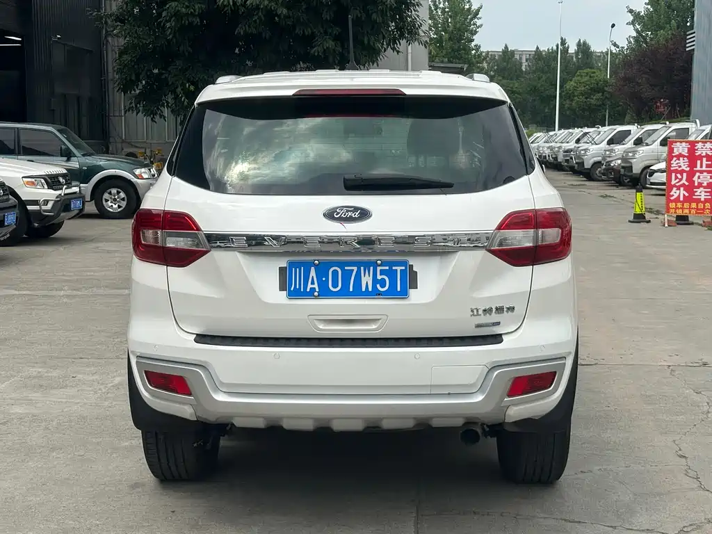 Ford Everest 2017 2.0T AT Luxury 7 мест