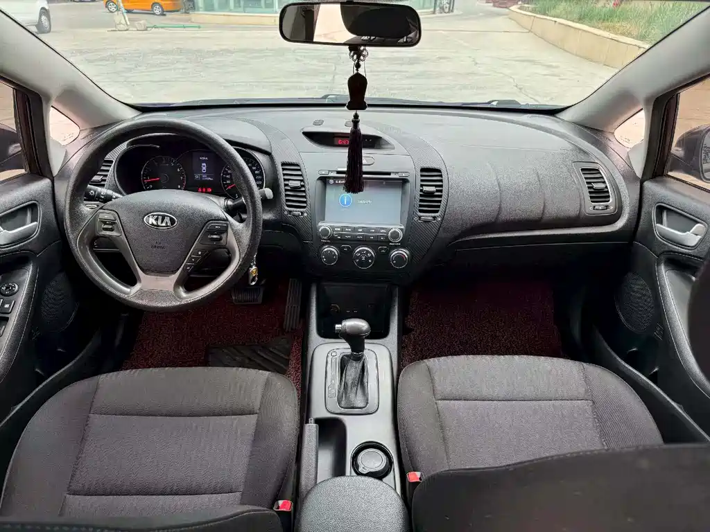 Kia K3 2013 1.6L AT GL
