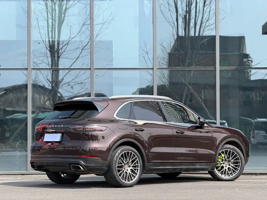Porsche Cayenne Hybrid — миниатюра 4
