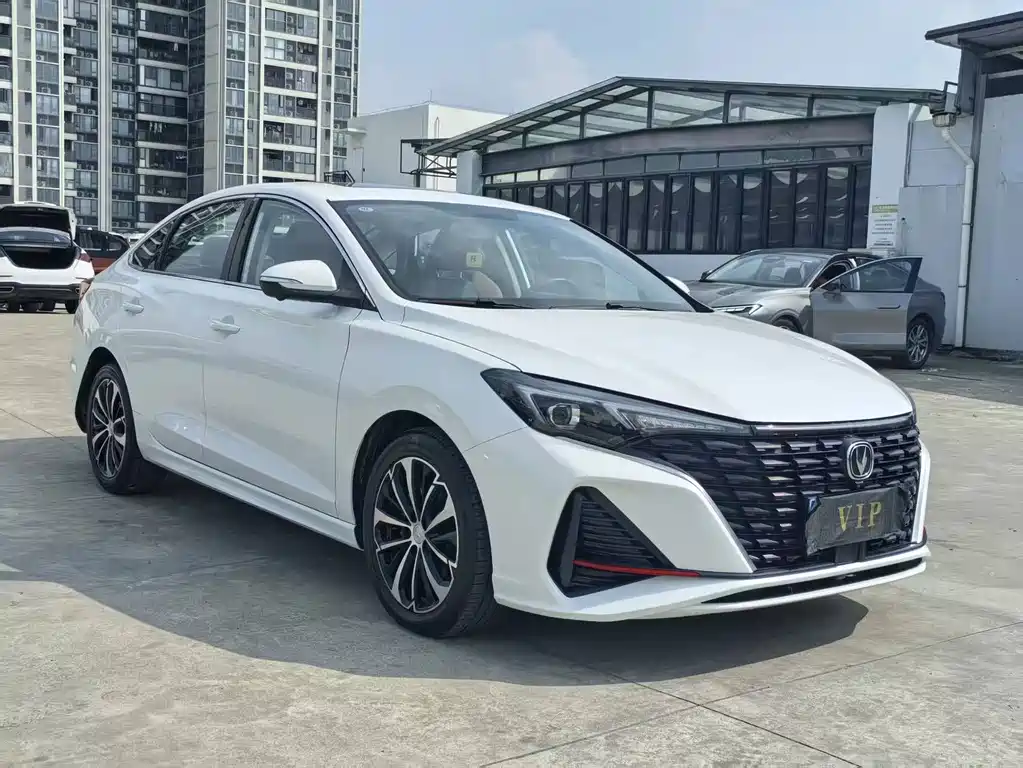 Changan Eado — миниатюра 3
