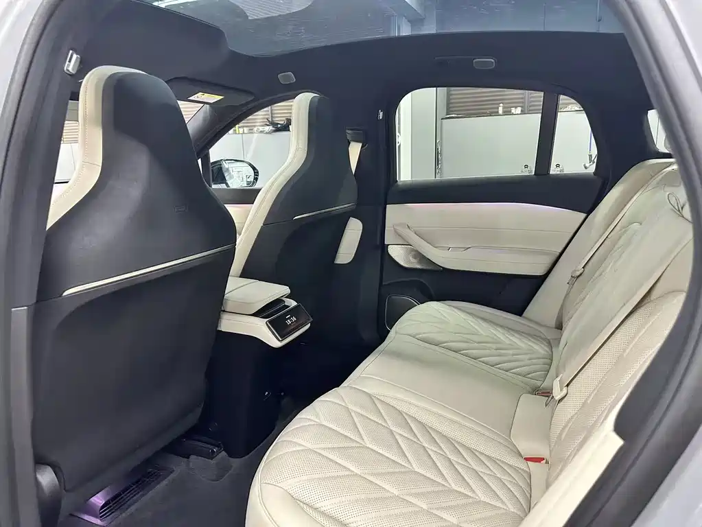NIO EC6 2025 75kWh
