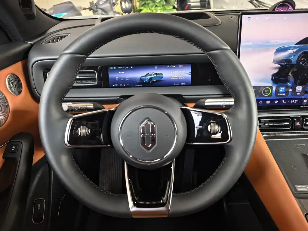AITO AITO M6 — миниатюра 10