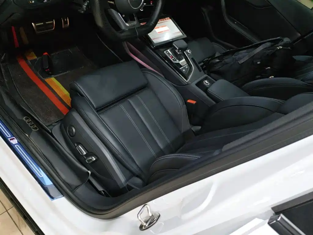 Audi A4L — миниатюра 15
