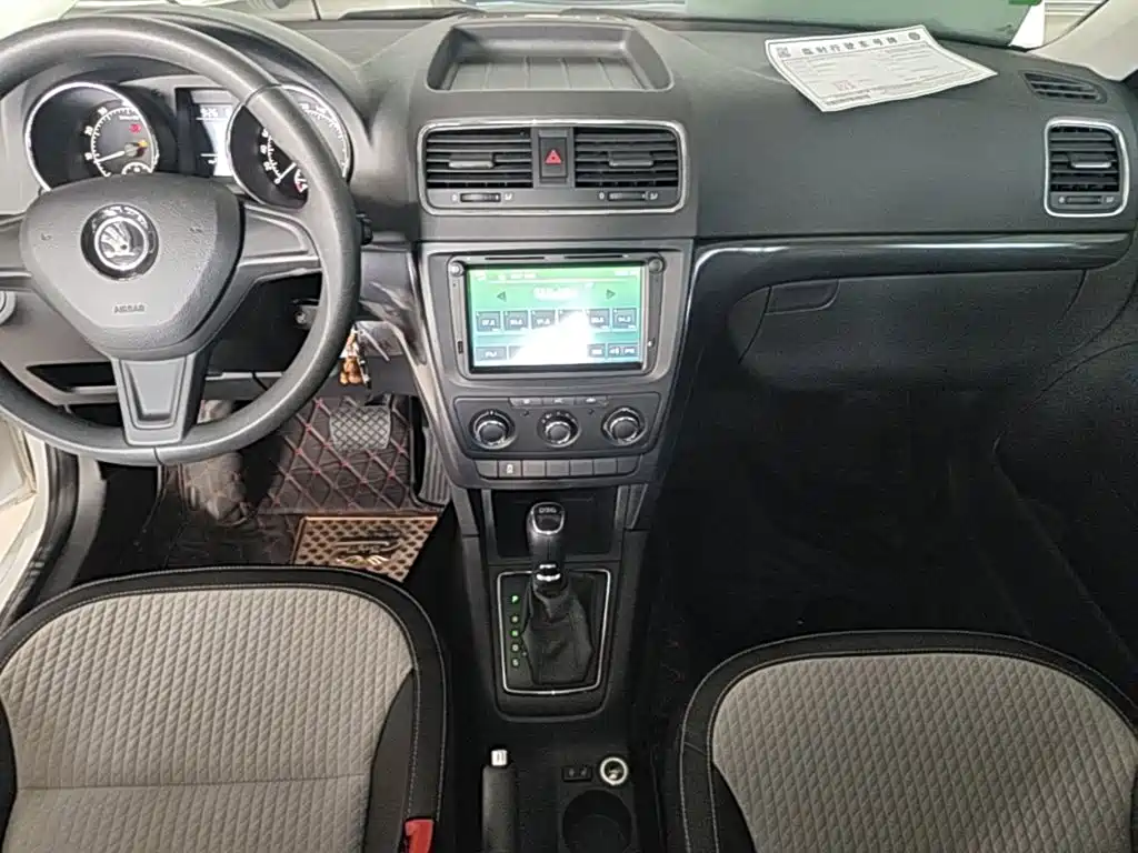 Skoda Yeti — миниатюра 13