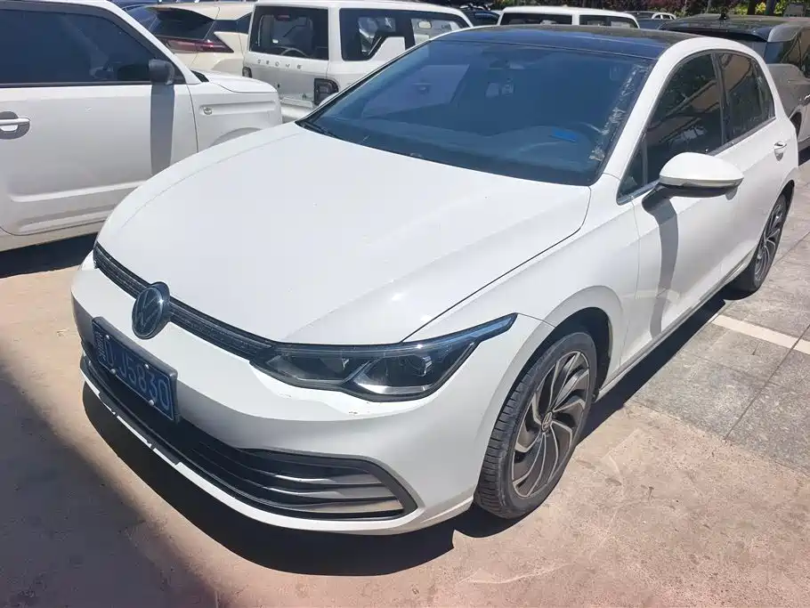 Volkswagen Golf 2022
