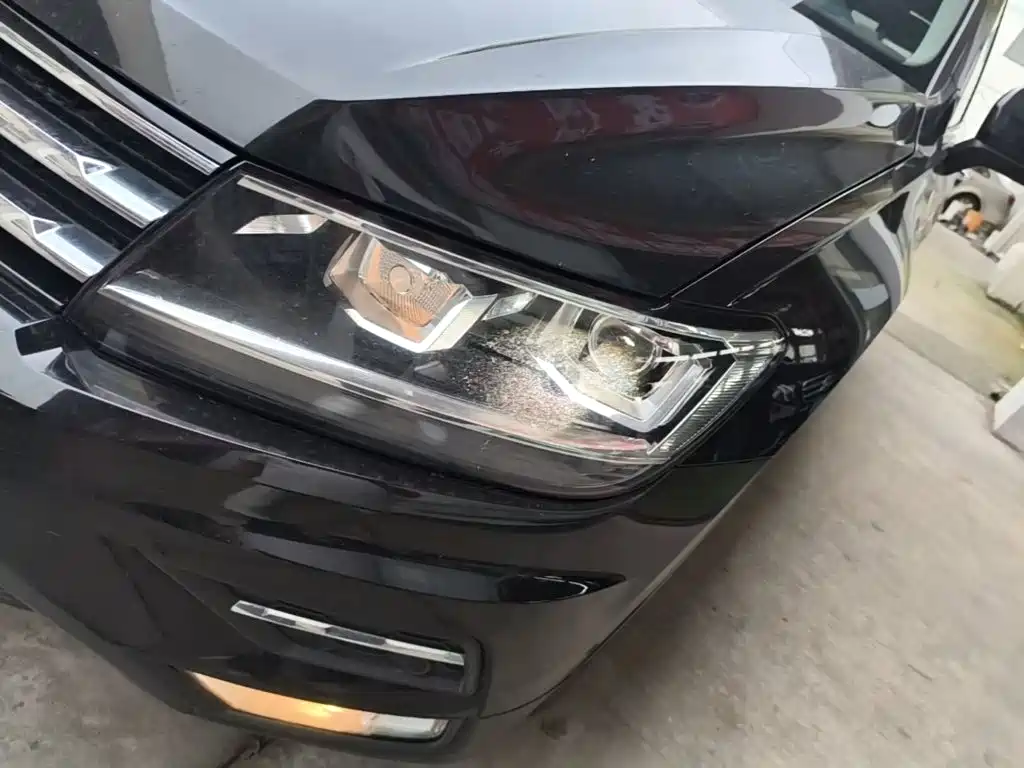 Volkswagen Tiguan L — миниатюра 24