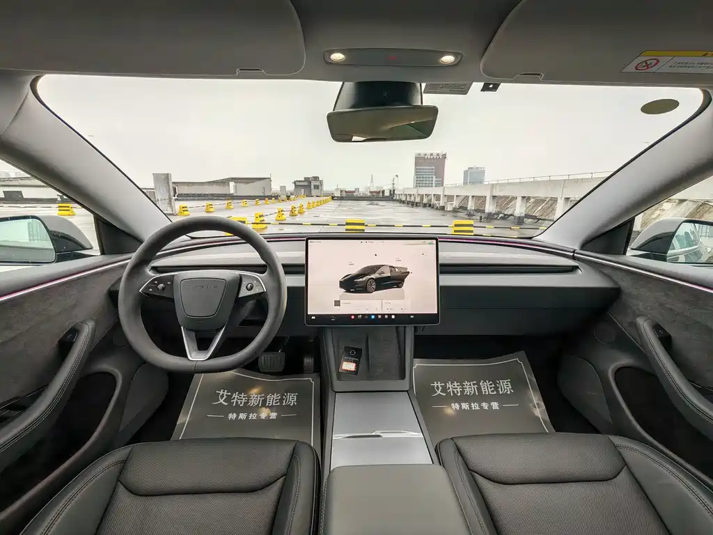 Tesla Model 3 — миниатюра 13