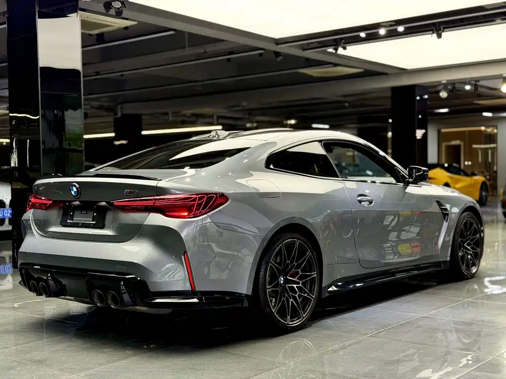 BMW M4 — миниатюра 5