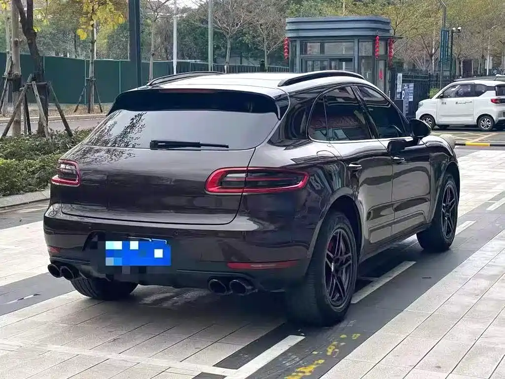 Porsche Macan — миниатюра 8