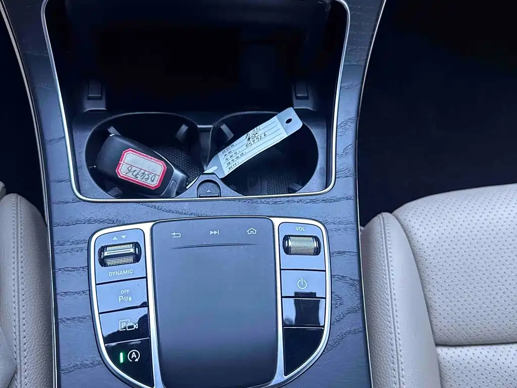 Mercedes-Benz C-Class (Import) — миниатюра 12