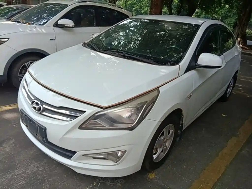 Hyundai Verna — миниатюра 2