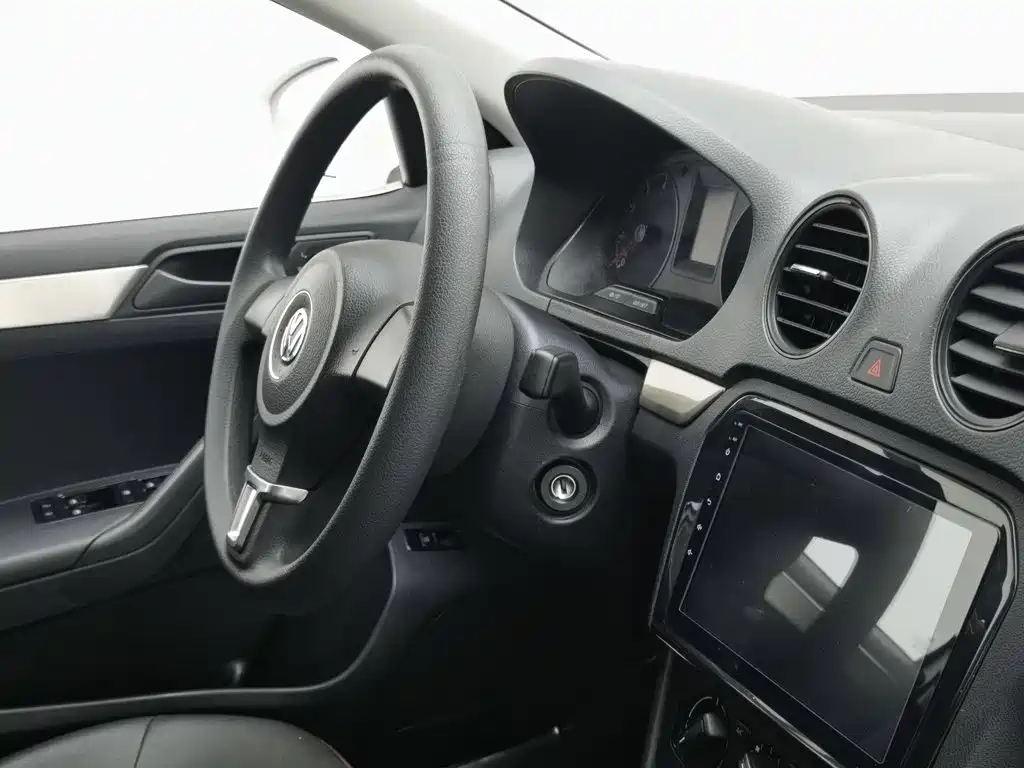Volkswagen Jetta — миниатюра 22