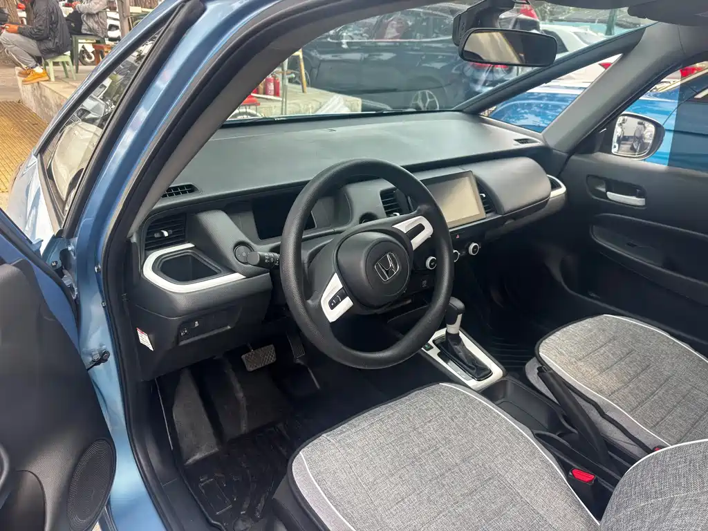 Honda Fit — миниатюра 10