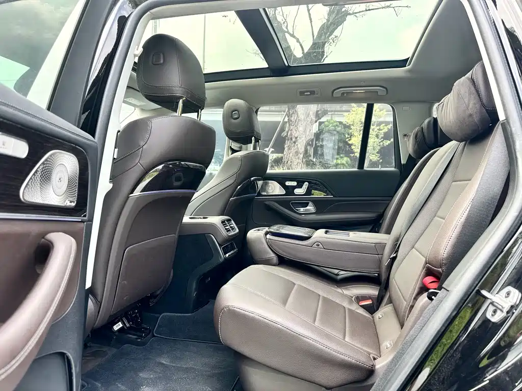 Mercedes-Benz GLS — миниатюра 16