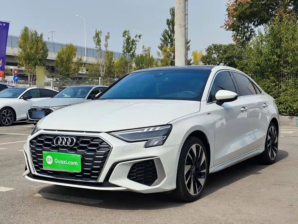 奥迪A3 2024款 A3L Limousine 35 TFSI 时尚运动型 2024