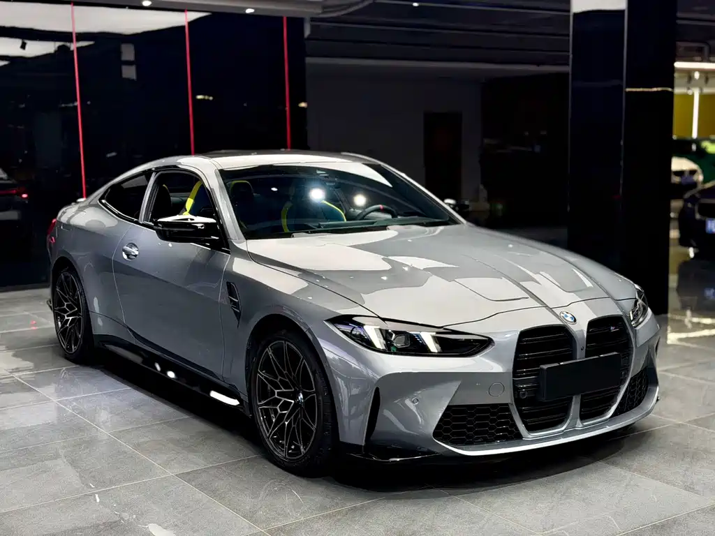 BMW M4 — миниатюра 3