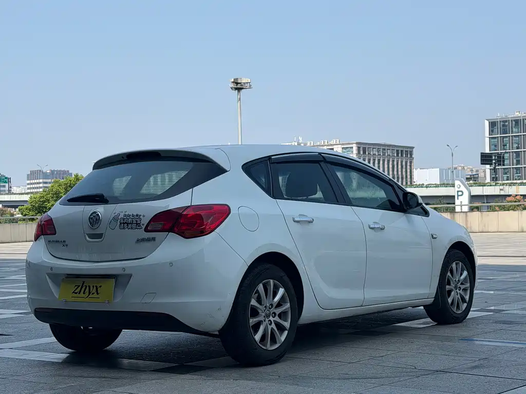 Buick Excelle — миниатюра 5