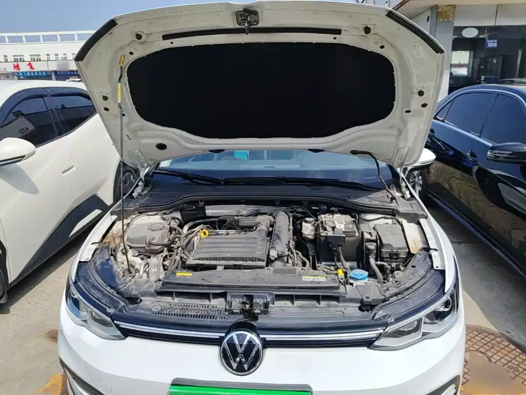 Volkswagen Golf — миниатюра 20