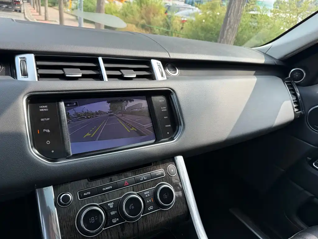 Land Rover Sport — миниатюра 24