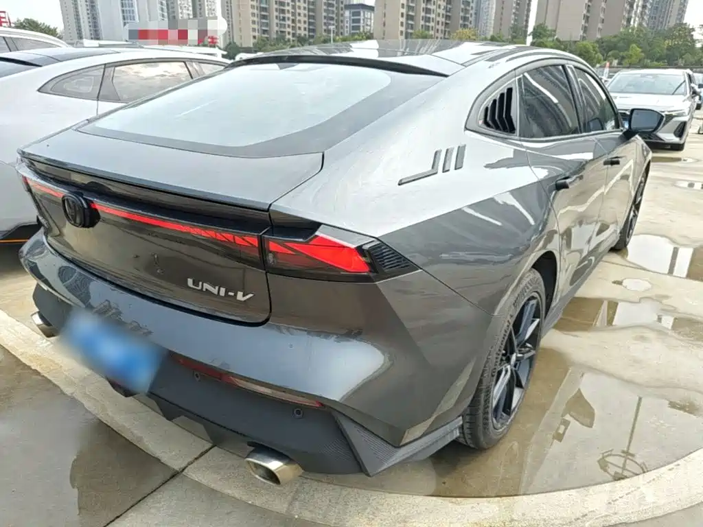 Changan UNI-V — миниатюра 7