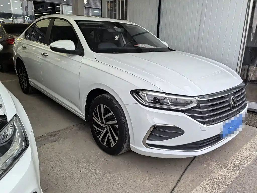 Volkswagen Lavida — миниатюра 3