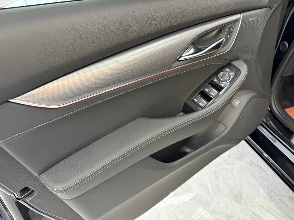 Cadillac CT5 — миниатюра 9