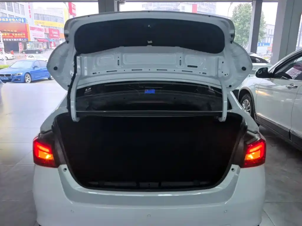 Chery Arrizo 5 — миниатюра 19
