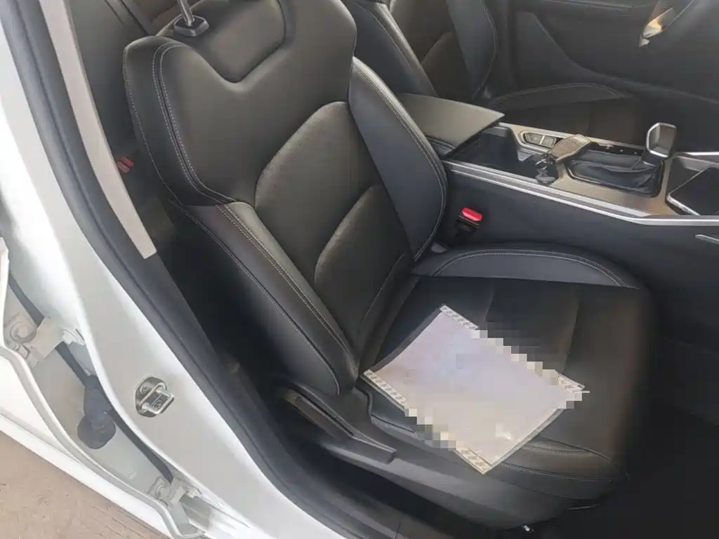 Geely Emgrand — миниатюра 25