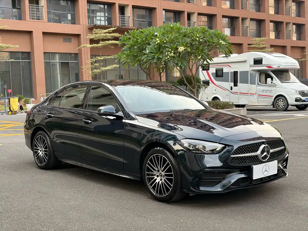 Mercedes-Benz C-Class — миниатюра 9