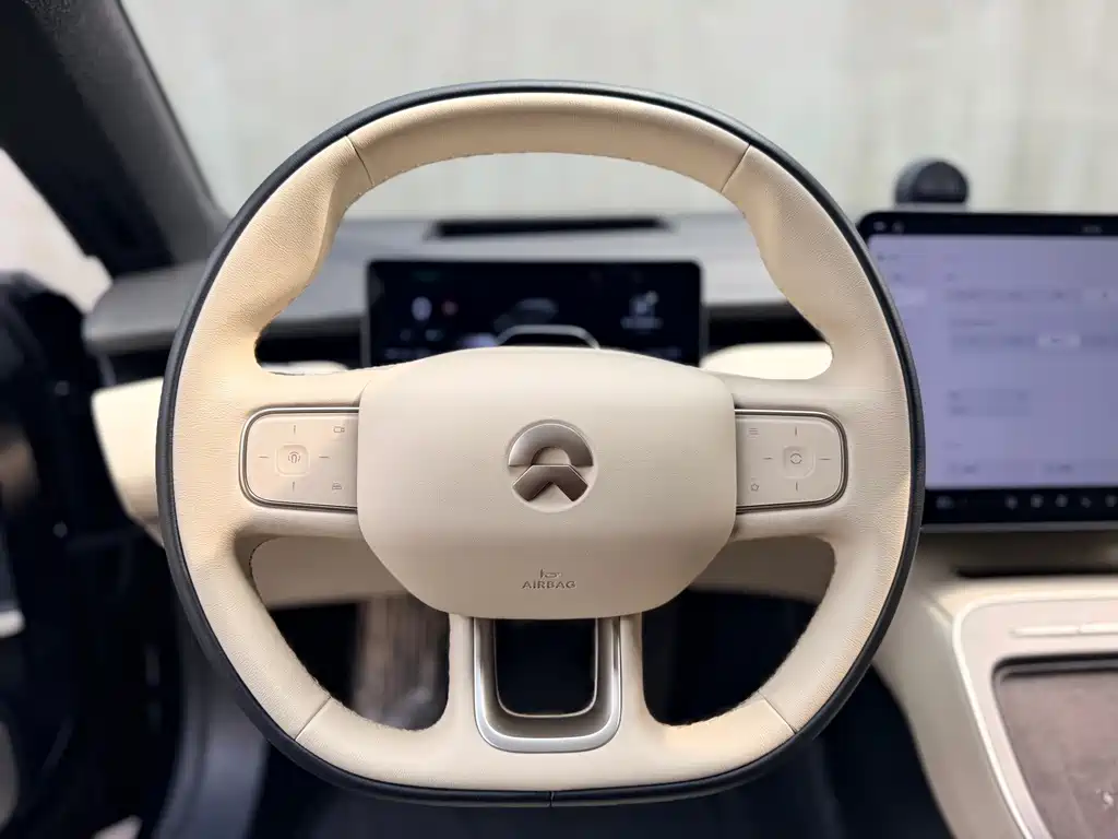 NIO ET5T — миниатюра 19