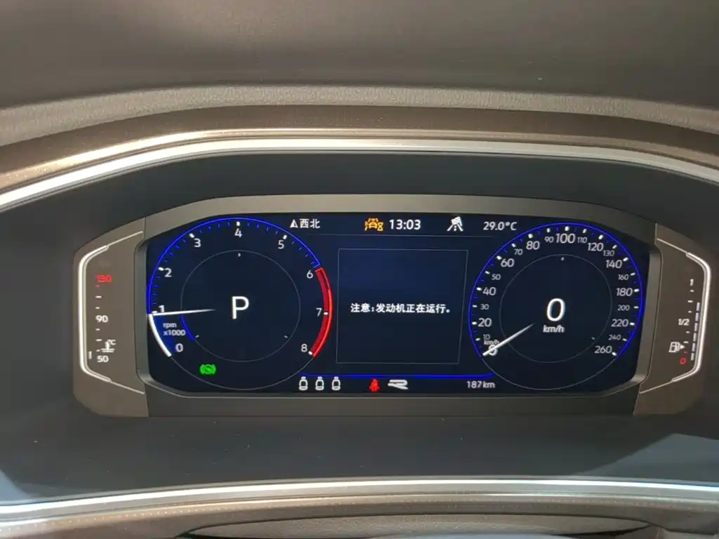 Volkswagen T-Roc — миниатюра 12
