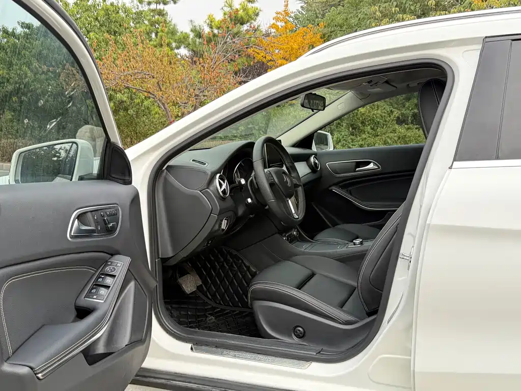 Mercedes-Benz GLA — миниатюра 14
