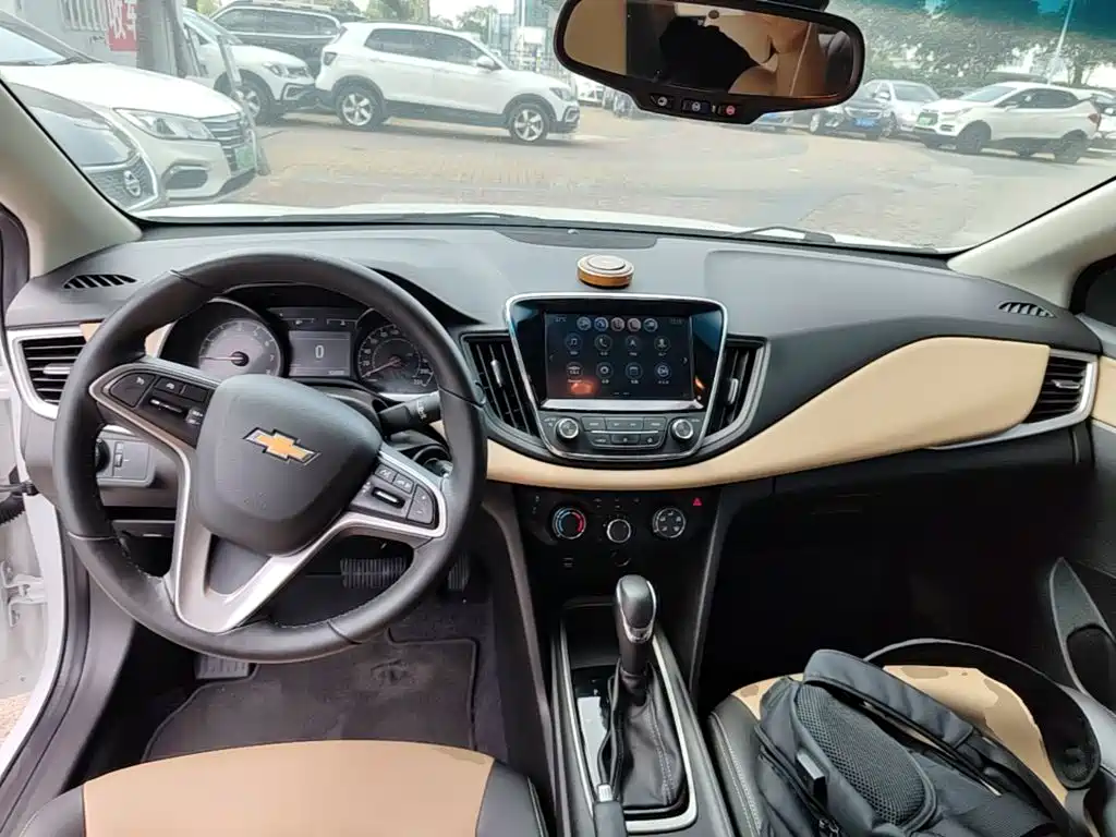 Chevrolet Monza — миниатюра 10