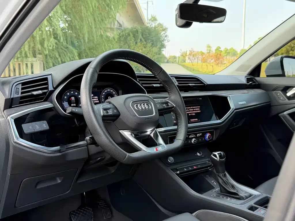 Audi Q3 Sportback — миниатюра 5