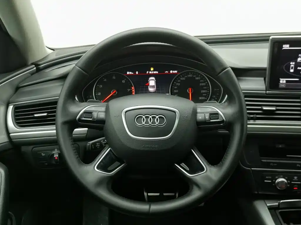 Audi A6L — миниатюра 11