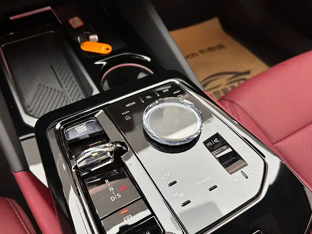 BMW 5 Series — миниатюра 16