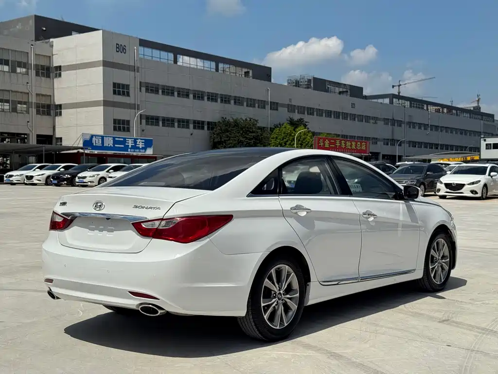 Hyundai Sonata — миниатюра 5