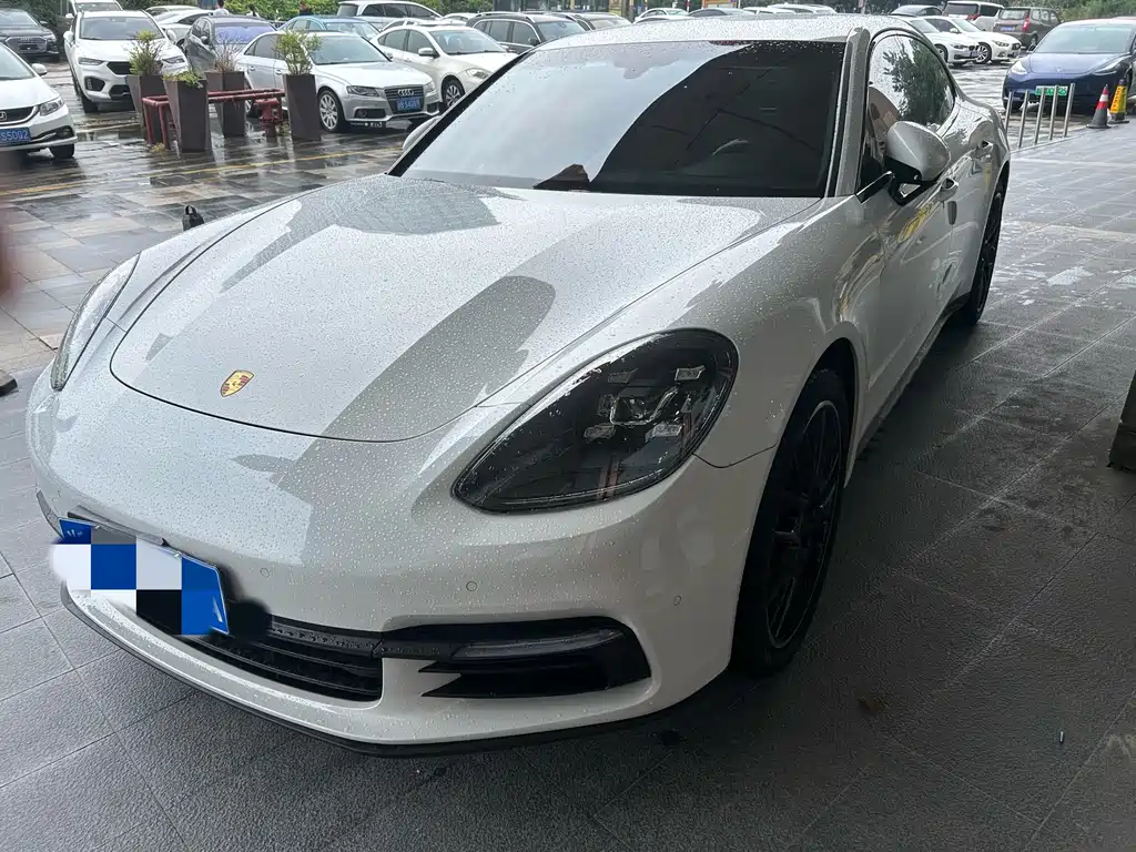 Porsche Panamera 2017