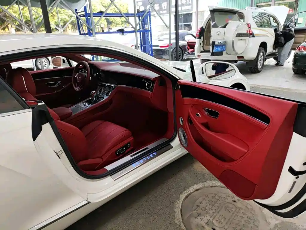 Bentley Continental — миниатюра 8