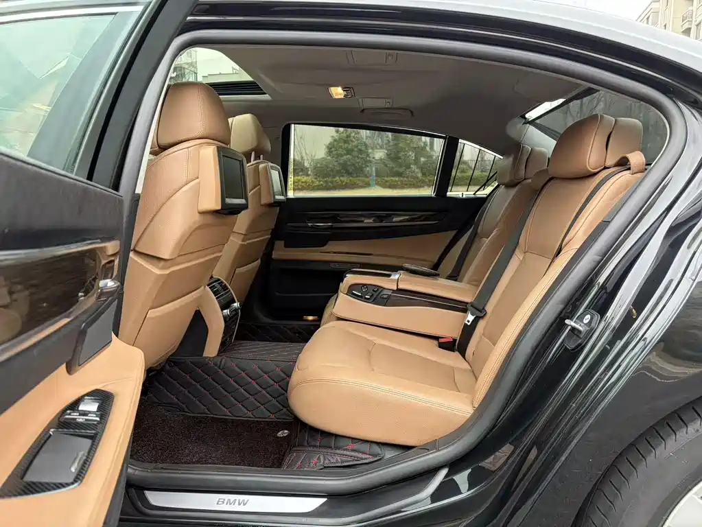 BMW 7 Series 7 2009 740Li Luxury