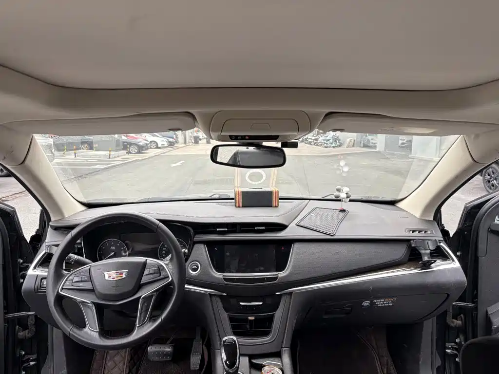 Cadillac XT5 — миниатюра 6