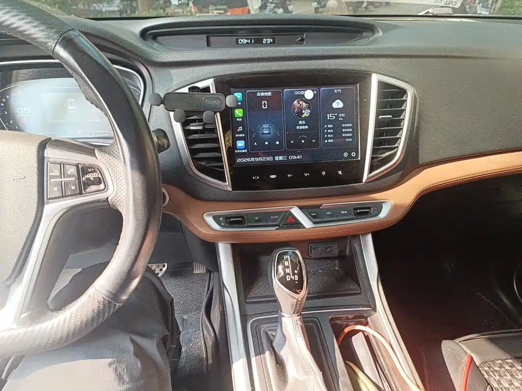 Geely Vision X6 — миниатюра 14