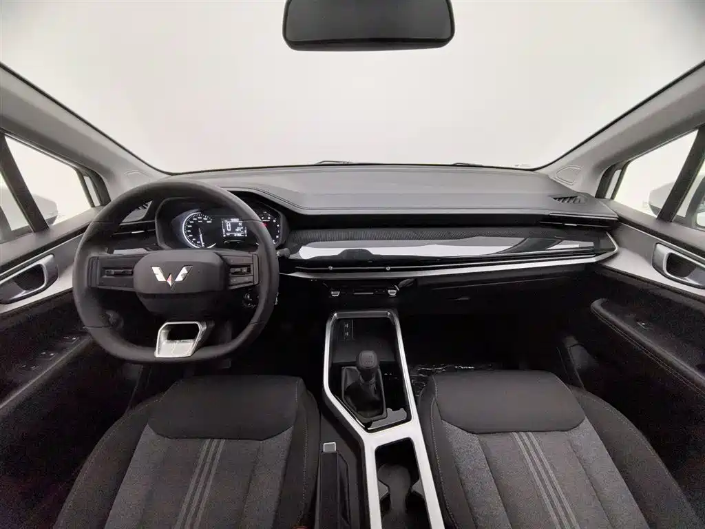 WULING AUTOMOBILE WULING JIACHEN