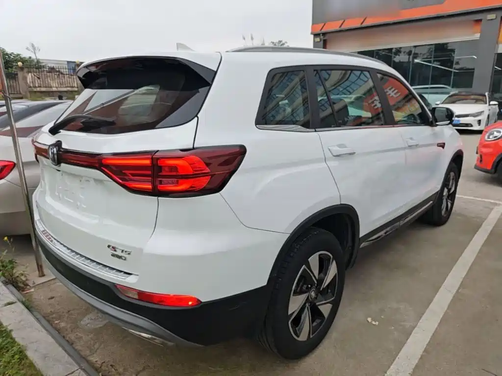 Changan CS75 — миниатюра 7