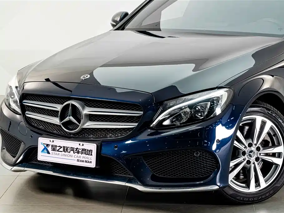 Mercedes-Benz C-Class — миниатюра 2