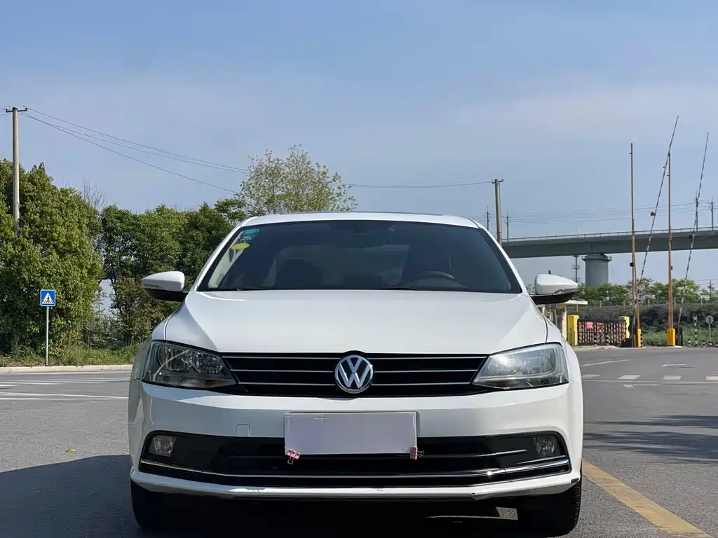 Volkswagen Sagitar - фото 2