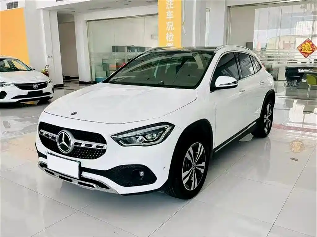 Mercedes-Benz GLA 2020